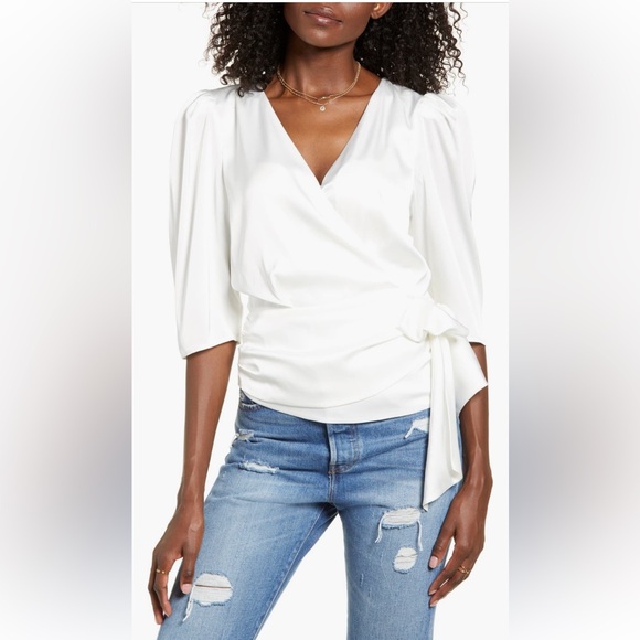 Wayf Ulla blouse - Picture 1 of 8